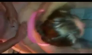 Khiêu dâm Video các cô gái trong hồ bơi đi tắm và vuốt ve ngực của cô. Loại to to, ngăm đen, phim set bo chong nang dau nhat ban em Gái.