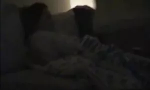 Nghiệp dư khiêu dâm video diễn ngón tay. Loại to to, da ngăm đen, trẻ ngón tay. bo chong va nang dau nhat ban