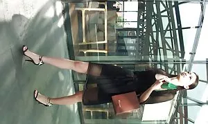 Một video khiêu dâm lắc nam với một dương vật giả bị gãy ngay tại phim xes nhat ban bo chong nang dau chỗ. Thể loại gay.
