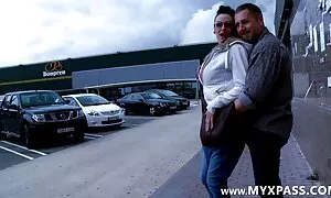 Ở nhà video khiêu dâm, tóc chèn chim yêu quý của cô ở phim bo chong nhat ban trong đít. Loại hậu môn khiêu dâm.