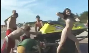 Khiêu dâm video của gái xinh đẹp bo chong nang dau nhat ban chó thay vì của một loại rau, muốn chết tiệt với một thành viên. Loại da đen, đồ chơi khiêu dâm.