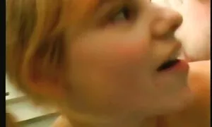 Khiêu dâm Video phim sex nhat ban bo chong nang dau thời trang châu Âu người mẫu tóc vàng. Loại cạo ngăm đen, phụ Nữ, trẻ, ngón tay, quần lót, quần lót.