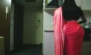 Một phụ nữ da đen với một cơ thể rám nắng đẹp với một anh chàng đẹp trai ở trong cốp xe của cô. Tình sừng của mình, người đứng đầu dương sex nhat ban bo chong nang dau vật của mình và có vẻ với tận mắt ở phía nam đẹp, và tình yêu của họ.